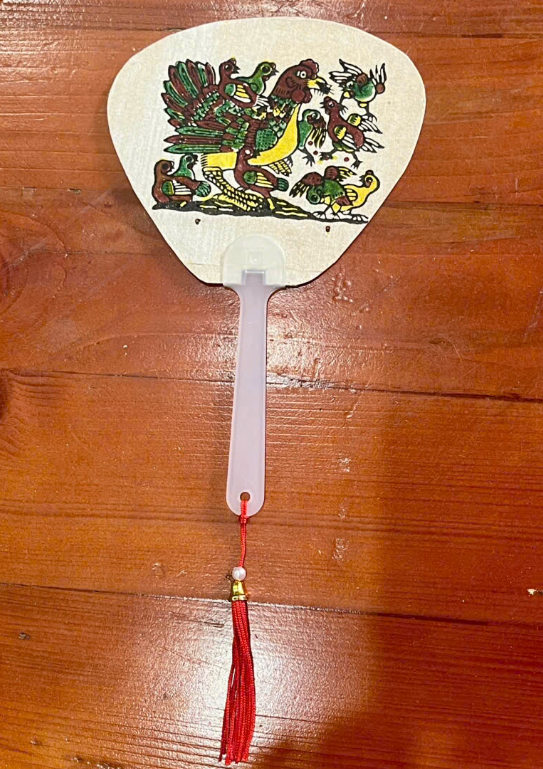 Quạt giấy tranh Gà đàn